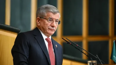 Ankara Cumhuriyet Savcılığı, Ahmet Davutoğlu hakkında Cumhurbaşkanına hakaret iddiasıyla soruşturma