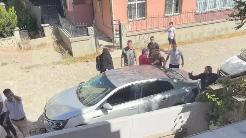 Büyükçekmece'de bir park ettiği araç yüzünden yaşanan kavga, gözaltı ve