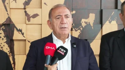 Gürsel Tekin'in görevine son verilmesiyle CHP İstanbul İl Başkanlığı'nda yeni