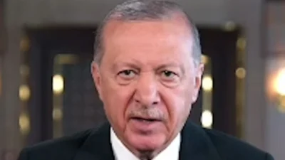 Cumhurbaşkanı Erdoğan, İmam Hatip mezunlarının başarılarını vurgulayarak, Türkiye'nin normalleşme sürecinin