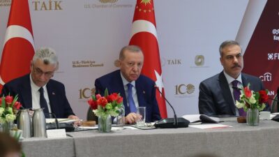 Cumhurbaşkanı Erdoğan, ekonomi programındaki gelişmeleri ve hedeflere ulaşım konusunda sağlanan
