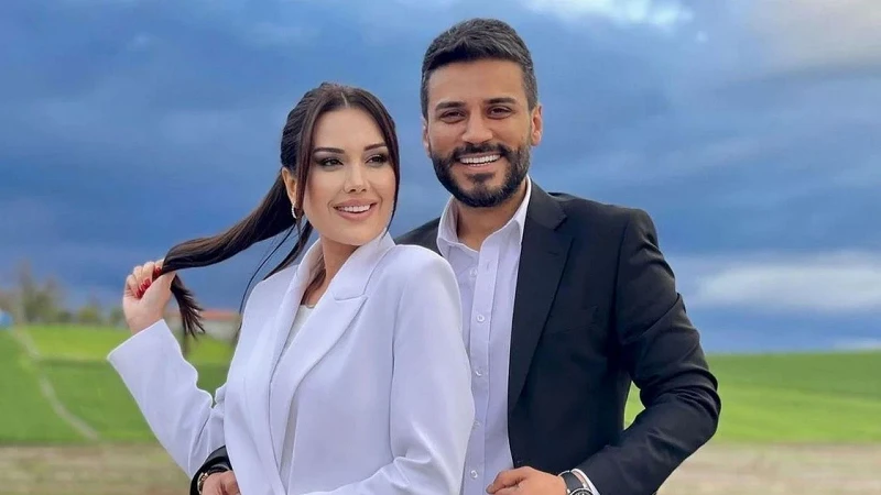 Sosyal medya fenomeni Dilan Polat, Cumhurbaşkanına hakaret iddialarıyla gözaltına alınarak