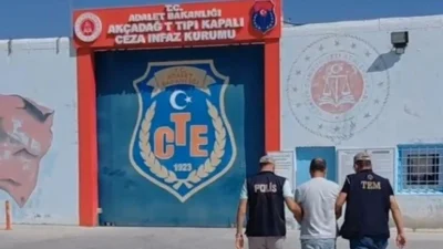 Malatya'da gerçekleştirilen operasyonla FETÖ/PDY kapsamında aranan M.D. yakalanarak cezaevine gönderildi.