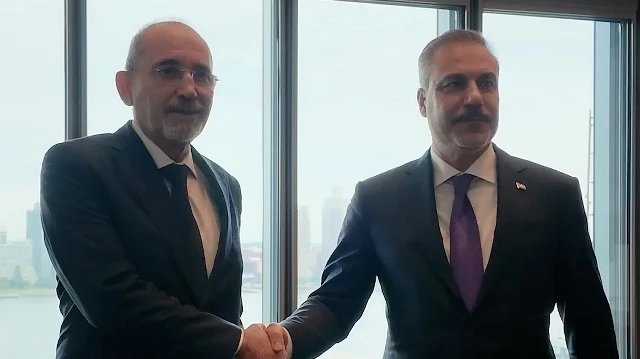 Dışişleri Bakanı Hakan Fidan, Ürdün Dışişleri Bakanı Ayman Safadi ile
