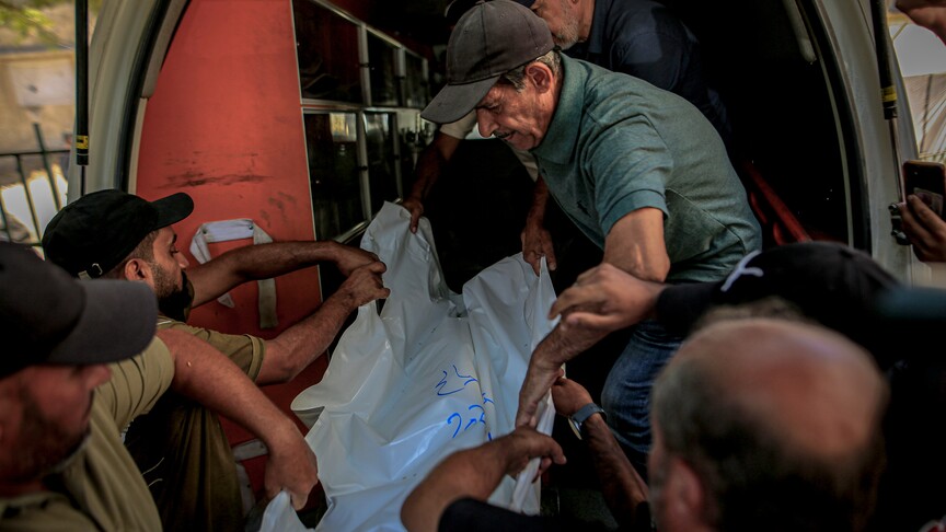 Gazze'de devam eden saldırılarda çok sayıda sivil hayatını kaybetti, yaralanmalar