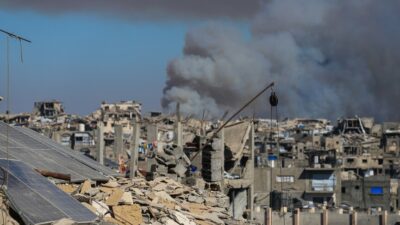 İsrail'in Gazze'ye yönelik saldırılarında hayatını kaybeden Sağlık Bakanı el-Burş'un oğlu,