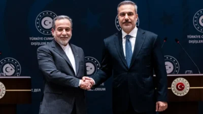 Dışişleri Bakanı Hakan Fidan, İranlı mevkidaşı Abbas Arakçi ile gerçekleştirdiği