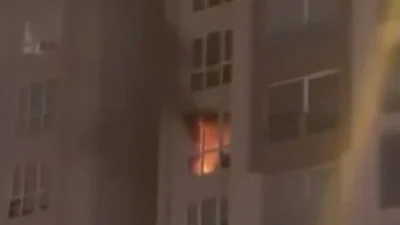Büyükçekmece'de bir 12 katlı binanın 7. katında meydana gelen yangında,