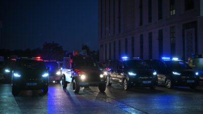 İstanbul'da düzenlenen büyük çaplı operasyonda 178 şüpheli yakalanarak adliyeye sevk