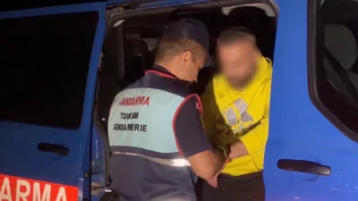 Bursa'da polisin 'dur' ihtarına uymayan alkollü sürücü, uzun bir kovalamacanın