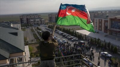 Azerbaycan, Karabağ'da egemenliğini pekiştirirken, bölgede yaşanan gelişmeler ve insani yardımlar