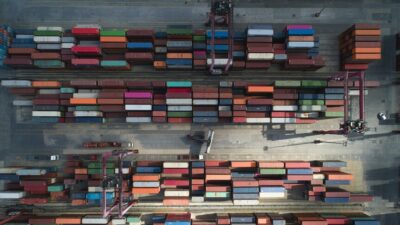 Küresel mal ticareti, bu yılın ilk yarısında 13,7 trilyon dolara