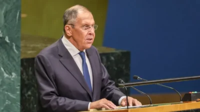 Rus Dışişleri Bakanı Lavrov, Türkiye'deki S-400 sistemlerinin dost bir ülkeye