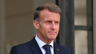 Macron, çocukların gelişiminde yapay zekanın etkisine dikkat çekerek, bu alanda