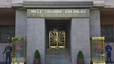 Milli Savunma Bakanlığı, Yunanistan'ın Meis Adası'ndaki askerî varlığını eleştirerek, bu