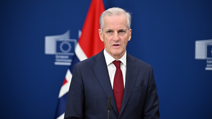 Norveç Başbakanı, Dışişleri Bakanlığı'nın hiyerarşik yapısının eleştirilerine yanıt vererek, uluslararası