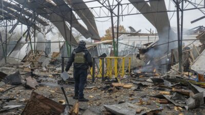Rusya Savunma Bakanlığı, Ukrayna'daki askeri ve lojistik altyapıyı hedef alan