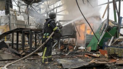 Rusya, Ukrayna'daki lojistik merkezlerine ve limanlara yönelik saldırılarını yoğunlaştırdı. Bu