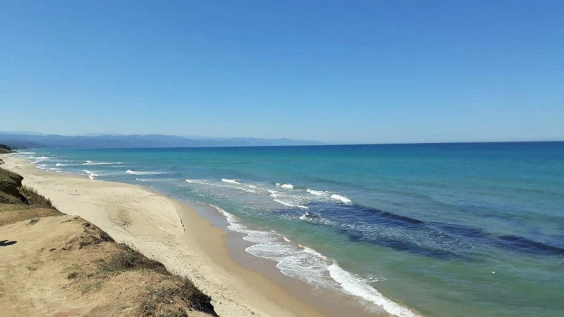 Sinop'ta beklenen olumsuz hava koşulları nedeniyle, Valilik vatandaşları denize girmemeleri