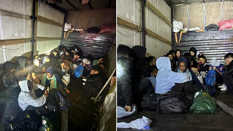 Tekirdağ'da jandarma, durdurduğu kamyonette 19 kaçak göçmeni yakaladı, sürücü ve