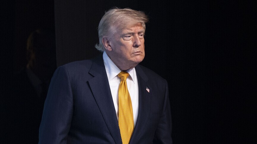 Trump, Hürmüz Boğazı'nın kontrolünü ele alarak adını 'Trump Boğazı' olarak