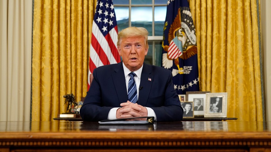 Trump, İran'a yönelik tehditlerine devam ederek, saldırı yapmaya hazır olduklarını