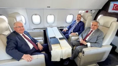 Hakan Fidan ve Yaşar Güler, Pakistan Dışişleri Bakanı ile birlikte