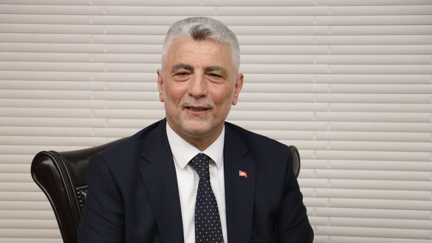 Ticaret Bakanı Bolat, Chicago'daki Türk Ticaret Merkezi'ni ziyaret ederek, Türk