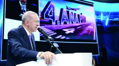 Cumhurbaşkanı Erdoğan, İstanbul Havalimanı'nın sivil havacılıkta öncü rolünü vurguladı ve