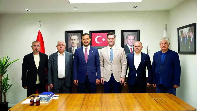 Üsküdar'da belediye meclisi, yeni başkan vekilini belirlemek üzere toplandı. CHP'nin