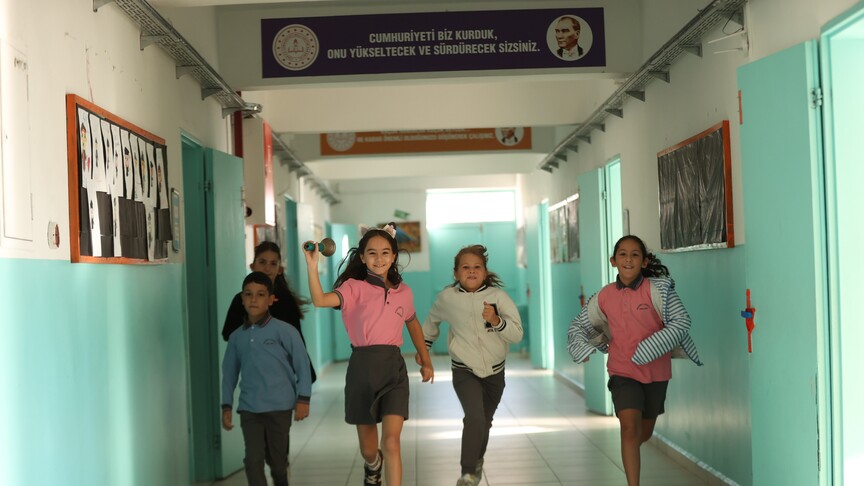 2026-2027 eğitim öğretim yılı, Türkiye genelinde düzenlenen törenlerle başladı. Uyum