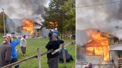 Sakarya'nın Akyazı ilçesinde bir ev, çıkan yangın nedeniyle yıkılarak kullanılamaz