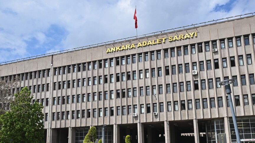 Ankara'da gerçekleştirilen operasyonda, suç gelirlerinin aklanmasına karıştığı tespit edilen 14