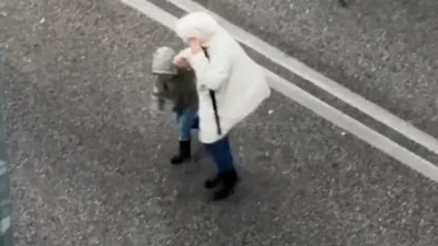 Antalya'da sabah saatlerinde başlayan etkili sağanak, günlük yaşamda aksamalara neden