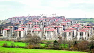 İstanbul Arnavutköy Baklalı'da tamamlanan konutlar, 1 yıldır su ve kanalizasyon