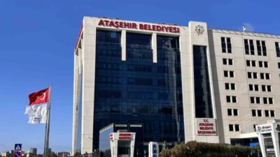 Ataşehir Belediyesi'nde Başkan vekili olarak Serdar Orhan seçildi. CHP'nin toplantıya