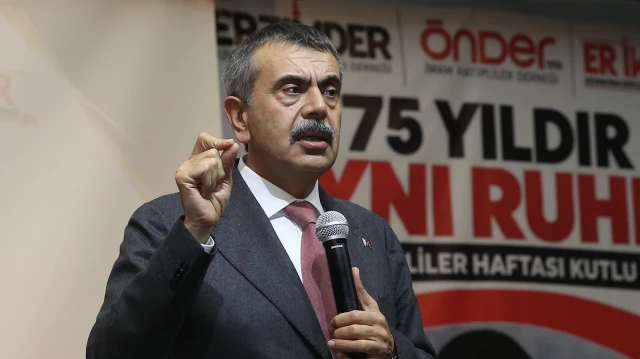 Milli Eğitim Bakanı Yusuf Tekin, Erzurum'da İmam Hatip Okulları'nın kuruluş