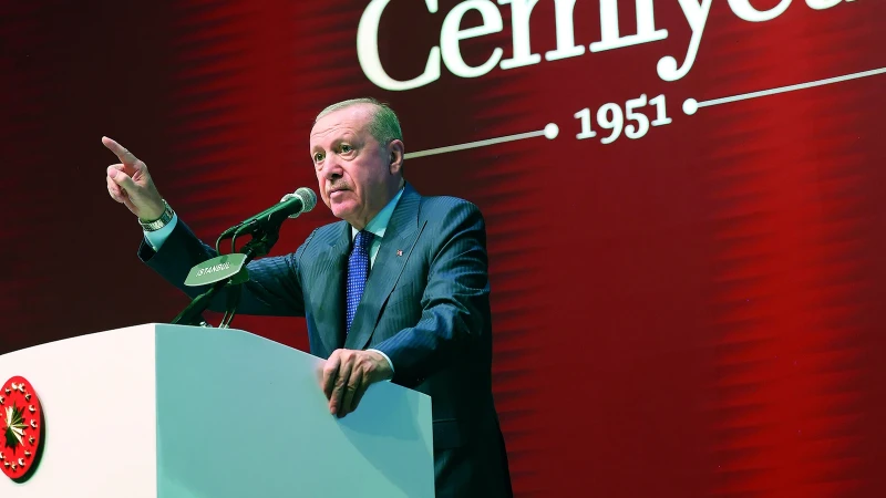 Cumhurbaşkanı Erdoğan, gençleri tekno-oligarklara karşı uyardı ve Teknofest gençliğinin bu