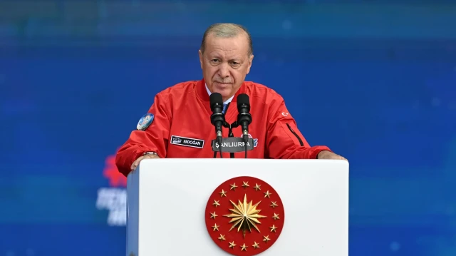Cumhurbaşkanı Erdoğan, Şanlıurfa'daki TEKNOFEST etkinliğinde gençlere hitap ederek, Türkiye'nin geleceğinde