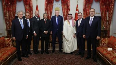 Cumhurbaşkanı Erdoğan, Türkiye'ye gelen birçok ülkeden dışişleri bakanlarını kabul ederek