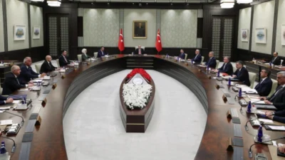 Cumhurbaşkanı Erdoğan'ın başkanlığında toplanacak Kabine, fon soruşturması ve Ortadoğu gelişmelerini