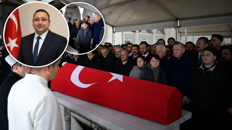 Üsküdar Belediye Başkan Vekili Dündar Ziya Gültekin, cenaze töreninde Cumhurbaşkanı