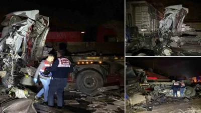 Elazığ-Malatya karayolunda üç tırın çarpışması sonucu meydana gelen kazada bir