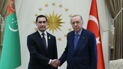 Cumhurbaşkanı Erdoğan, Türkmenistan ve Kırgızistan liderleriyle baş başa görüşmeler yaptı,