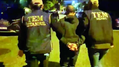 İstanbul'da gerçekleştirilen eş zamanlı operasyonlarla FETÖ yapılanmasına ağır darbe indirildi.