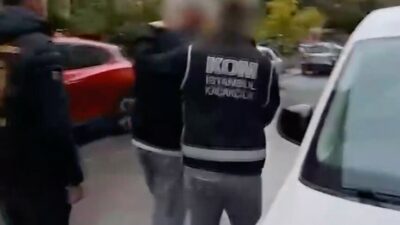 İstanbul merkezli gerçekleştirilen operasyonda FETÖ'nün mahrem yapılanmasında yer alan 15