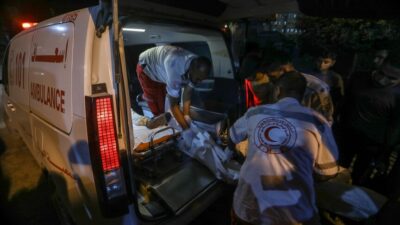 İsrail'in ateşkese rağmen Gazze'ye düzenlediği saldırılarda 5 Filistinli yaşamını yitirirken,