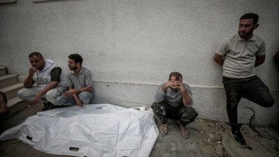 Gazze'de İsrail ordusunun düzenlediği saldırılarda can kayıpları artarak 74 bini