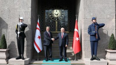 Milli Savunma Bakanı Güler, KKTC Başbakanı Üstel ile yaptığı görüşmede