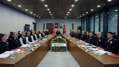 Bakan Çiftçi, asayiş konulu güvenlik toplantısında suçla mücadele stratejilerini ve